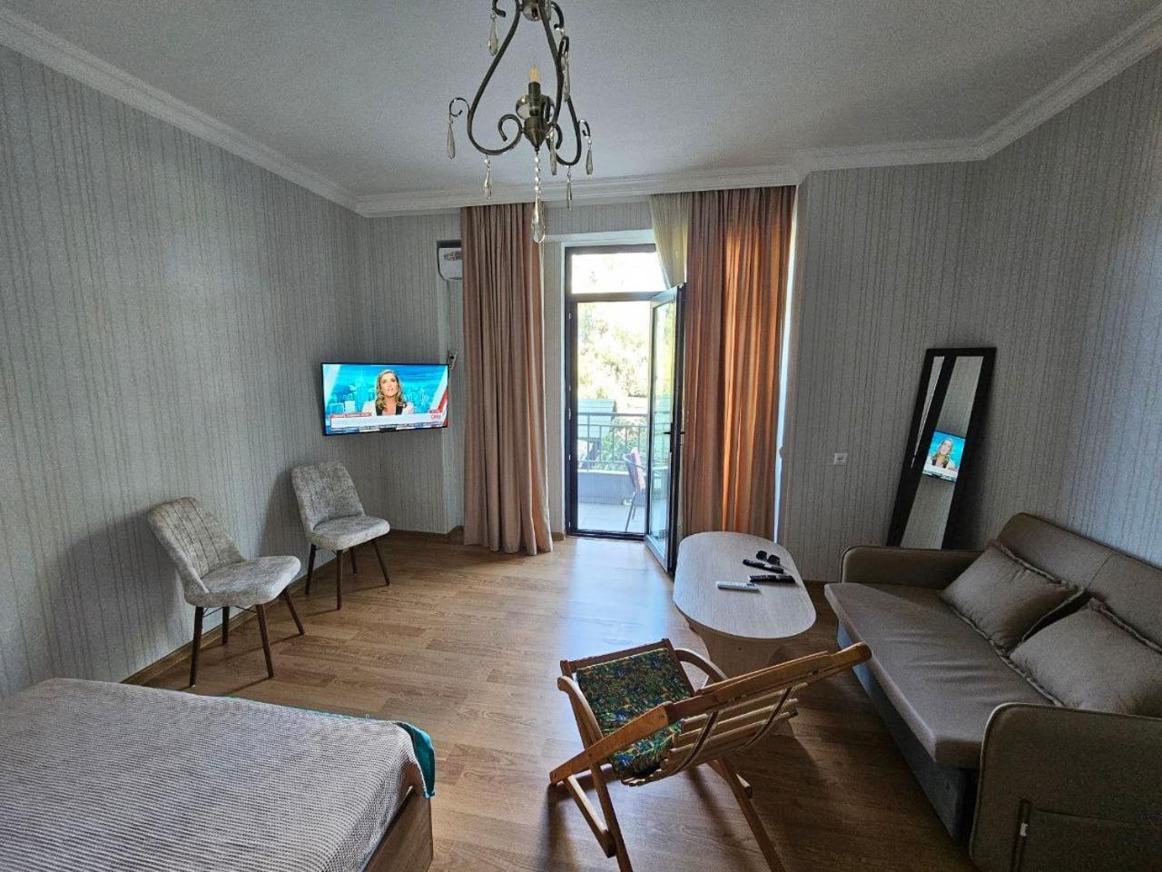 Апартаменты Flat Батуми Экстерьер фото